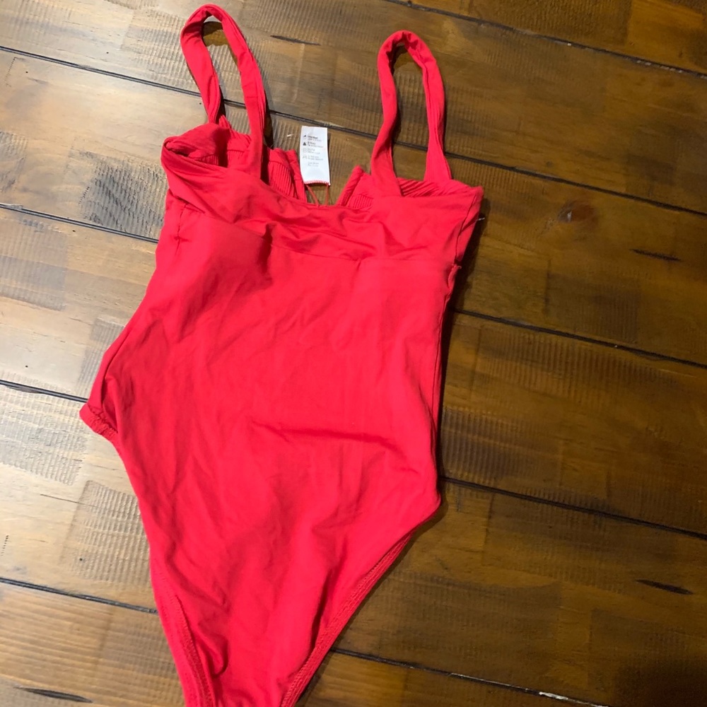 L Space Pointelle Rib Cha Cha Swimsuit 4 - Picture 13 of 14